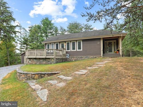 26 Pathfinder Ln, HEDGESVILLE, WV, 25427-5998 | Card Image