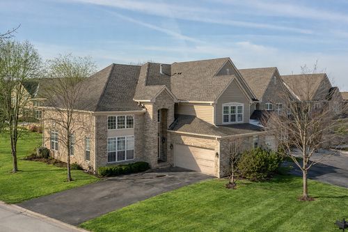 500 Stone Canyon Cir, Inverness, IL, 60010-6452 | Card Image