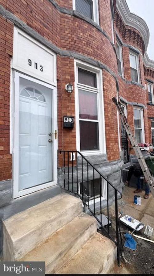 913 N Monroe St, BALTIMORE, MD, 21217-1438 | Card Image