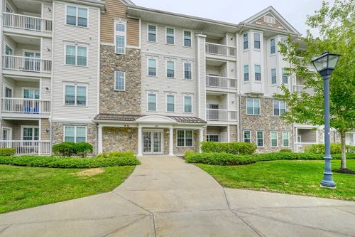 unit-108-422 John Mahar Hwy, Braintree, MA, 02184-6587 | Card Image