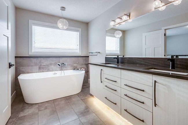 21 Longmire Close, Home with 5 bedrooms, 3 bathrooms and 2 parking in Red Deer AB | Image 25