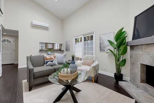 1118 Sandi Ln, Costa Mesa, CA, 92627 | Card Image