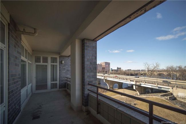 APT-403 - 235 E River Dr, Condo with 3 bedrooms, 2 bathrooms and null parking in East Hartford CT | Image 22