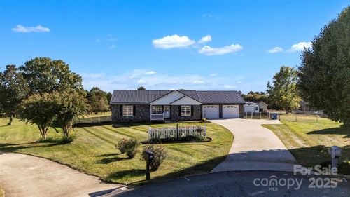 171 P Ls Pl, Taylorsville, NC, 28681-7932 | Card Image