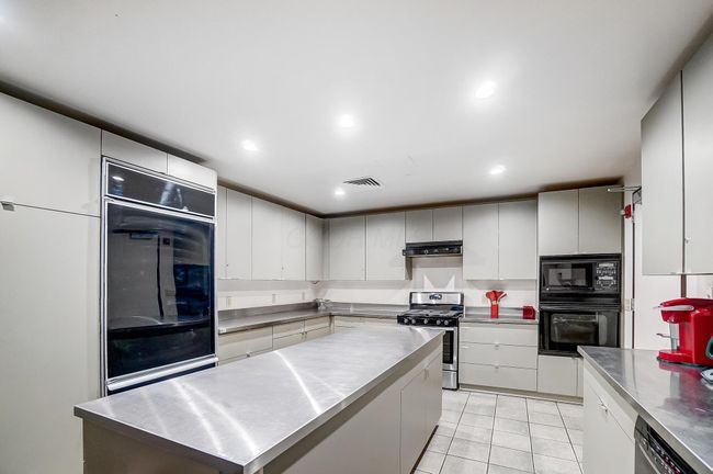 APT-2120 - 1 Miranova Pl, Condo with 1 bedrooms, 2 bathrooms and null parking in Columbus OH | Image 66