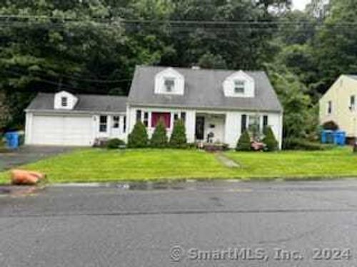271 Gaylord Dr, Waterbury, CT, 06708-2112 | Card Image