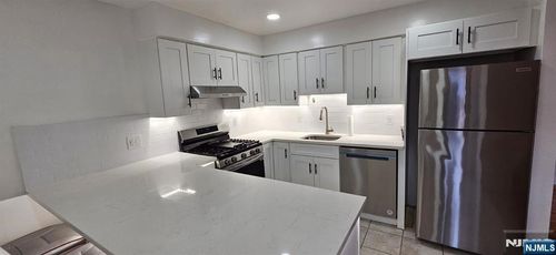 700 Schuyler, Kearny, NJ, 07032 | Card Image