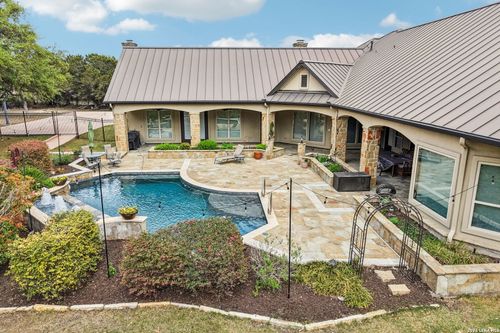 10411 Eiche Cir, New Braunfels, TX, 78132-4316 | Card Image