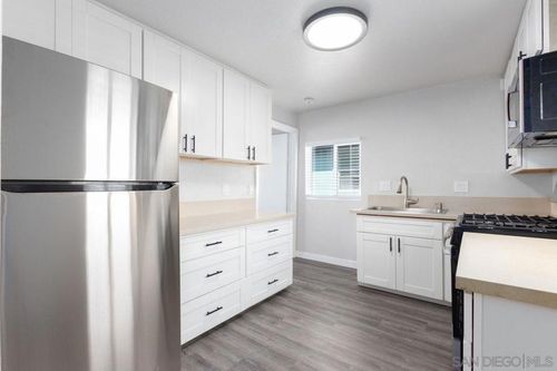 b-2856 Franklin Ave, San Diego, CA, 92113-1331 | Card Image