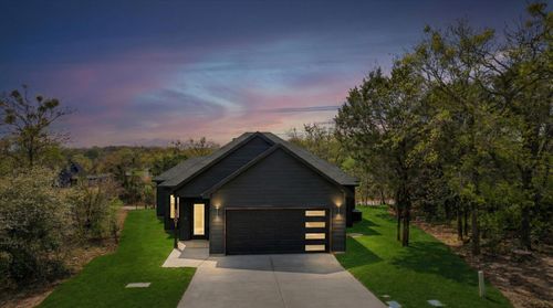 5801 Barkridge Dr, Granbury, TX, 76048-6515 | Card Image