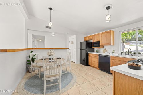 1005 Sheffield Pl, Thousand Oaks, CA, 91360-5349 | Card Image