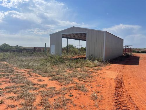 1070 N 1790 Rd, Cheyenne, OK, 73628 | Card Image