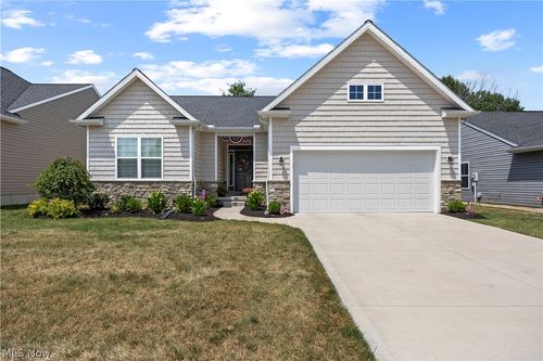 109 W Spring Dr, Elyria, OH, 44035-4410 | Card Image