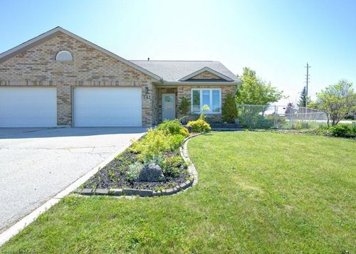 341 Fraser Drive, Kincardine, ON, N2Z3C3 | Card Image