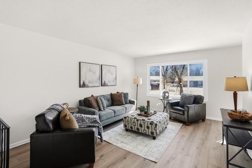 8391 Hefner Ave S, Cottage Grove, MN, 55016-3112 | Card Image