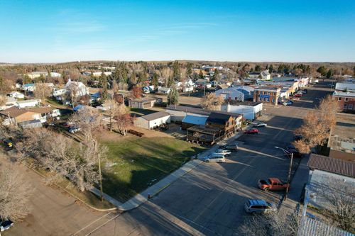 4908 50 St, Bashaw, AB, T0B0H0 | Card Image