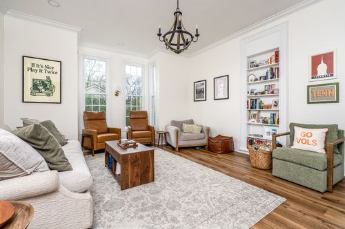 409 Rhum Dr, Columbia, TN, 38401-6355 | Card Image