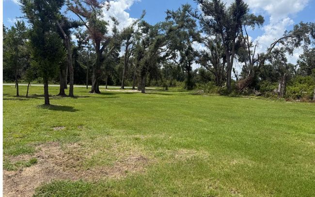 22904 112 Th Ter, House other with 3 bedrooms, 2 bathrooms and 3 parking in LIVE OAK FL | Image 15