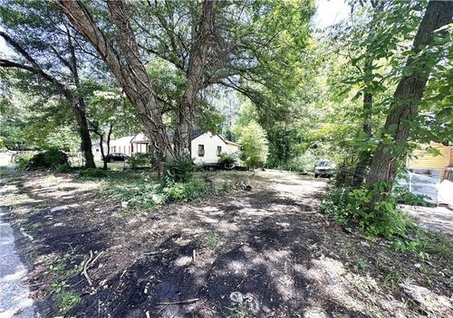 2474 Baker Rd Nw, Atlanta, GA, 30318-6132 | Card Image