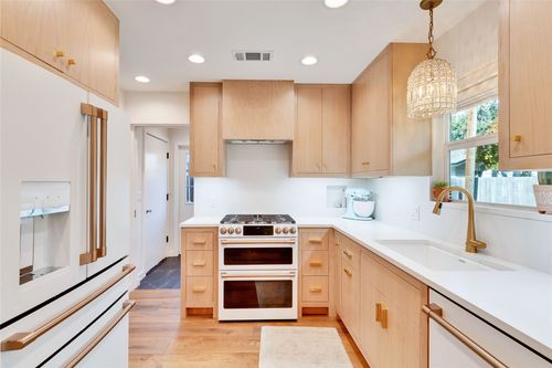 2108 Wooten Dr, Austin, TX, 78757-7706 | Card Image