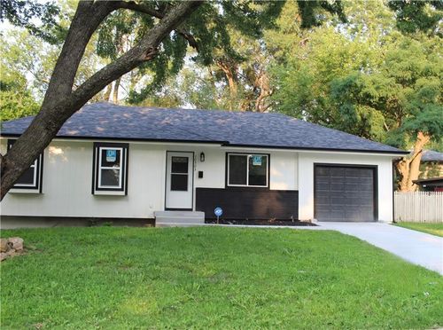 10503 Skiles Ave, Kansas City, MO, 64134-2034 | Card Image