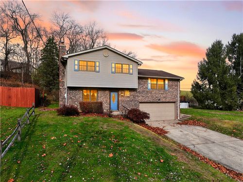 202 Quarry Dr, West Newton, PA, 15089-2040 | Card Image