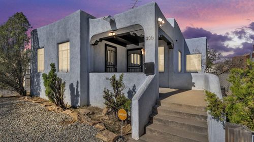 205 Harvard Dr Se, Albuquerque, NM, 87106-3522 | Card Image