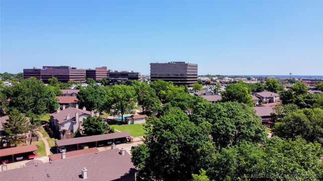 E - 6370 S 80 Th East Ave, Condo with 2 bedrooms, 3 bathrooms and null parking in Tulsa OK | Image 36