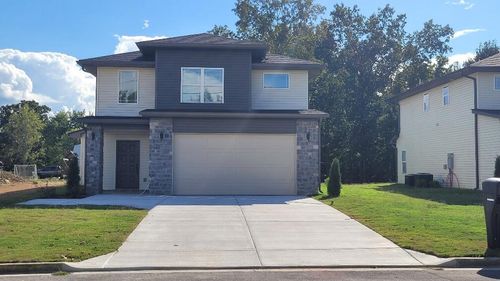 7466 Igou Gap Rd, Chattanooga, TN, 37421-3133 | Card Image