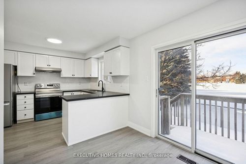 60-2665 Thomas St, Mississauga, ON, L5M6G6 | Card Image