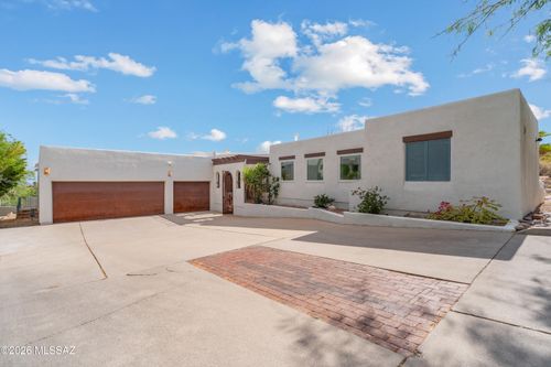 6420 N Regal Manor Drive, Tucson, AZ, 85750 | Card Image
