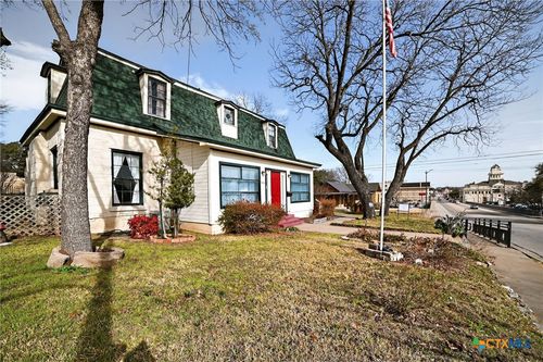 400 S Main St, Belton, TX, 76513-3460 | Card Image