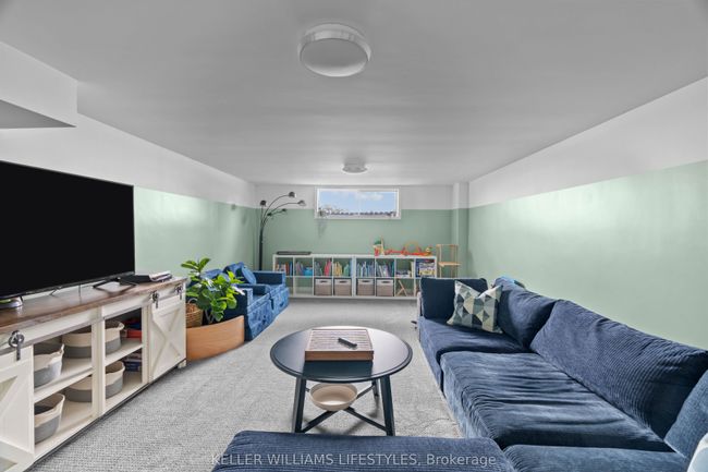 60 Main St S, House other with 3 bedrooms, 2 bathrooms and 4 parking in Forest ON | Image 27