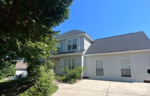 5110 Osage Cir, Charlotte, NC, 28269-4692 | Card Image