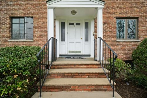 apt-a-1 Troy Dr, Springfield, NJ, 07081-2004 | Card Image