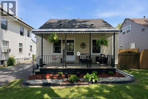 1030 Campbell Ave, Windsor, ON, N9B2J3 | Card Image