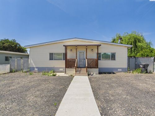 414 N 23rd Ave, Pasco, WA, 99301-4928 | Card Image
