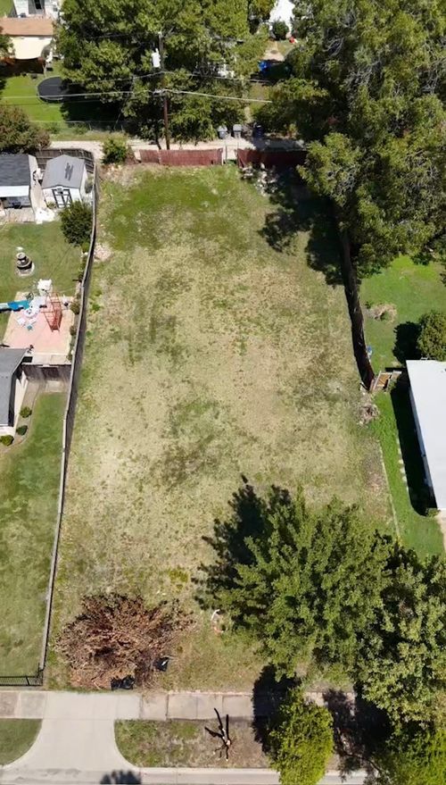 3611 Fontana Dr, Dallas, TX, 75220-3641 | Card Image