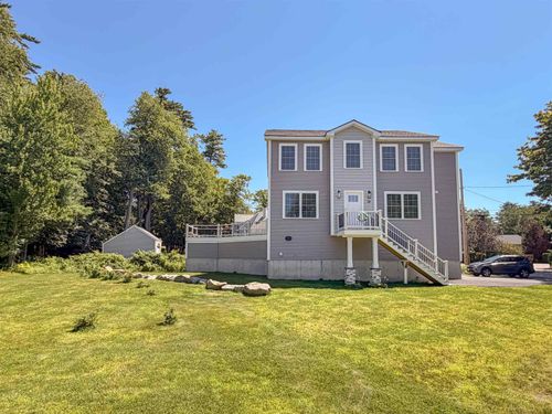 38 Huckleberry Ln, Hampton, NH, 03842-1516 | Card Image