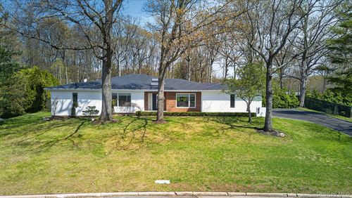 161 Yukon Dr, Woodbury, NY, 11797-3110 | Card Image