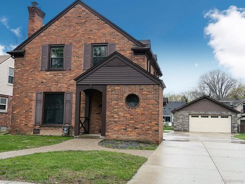 9614 Auburndale St, Livonia, MI, 48150-2810 | Card Image