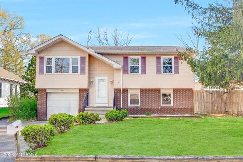865 Pershing Ave, Brick, NJ, 08723-5218 | Card Image