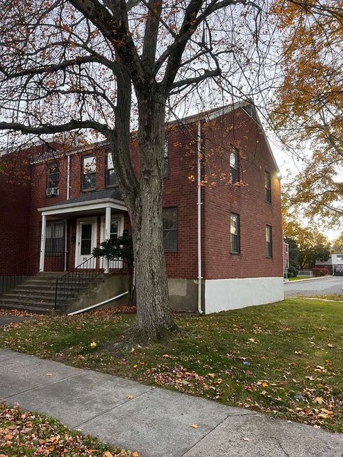 271-271 Pennsylvania Ave, Bridgeport, CT, 06610-1819 | Card Image