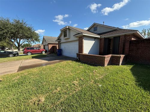 8109 Catalpa St, Texas City, TX, 77591-2411 | Card Image