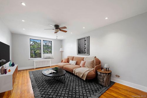 apt-6k-2420 Morris Ave, Bronx, NY, 10468-6631 | Card Image