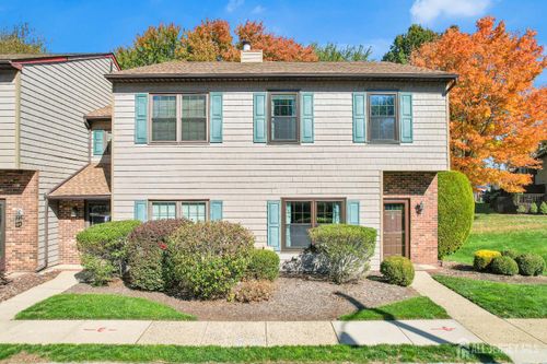 83 Pheasant Run, Edison, NJ, 08820-2941 | Card Image