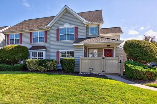 704 Lakeside Dr, Suffolk, VA, 23435-2790 | Card Image