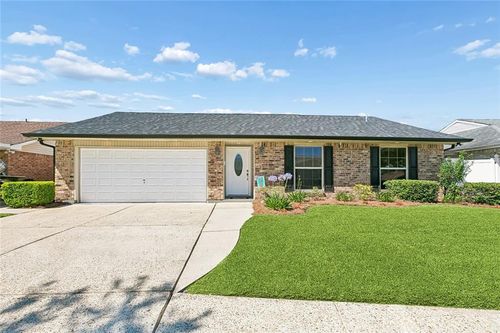 2728 Chenier St, Marrero, LA, 70072-6624 | Card Image