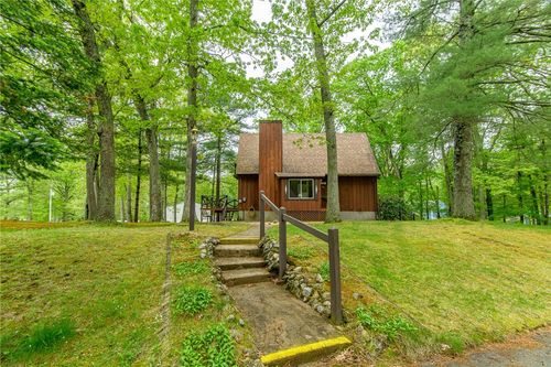 25 James St, Pascoag, RI, 02859-2804 | Card Image