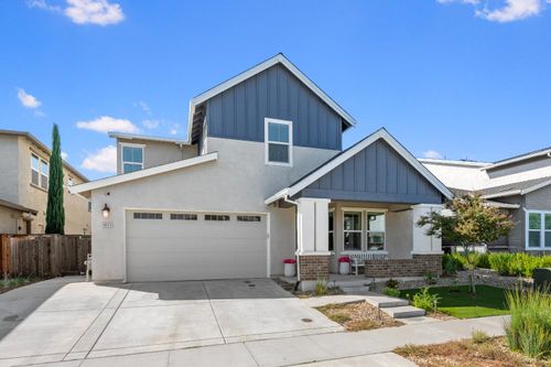 5033 Chico Dr, Roseville, CA, 95747-4277 | Card Image